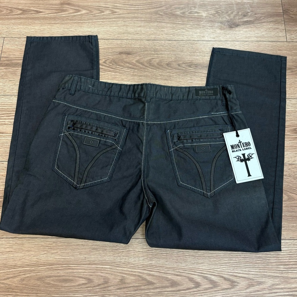 Greyish black Montero jeans with white stitching size:40/30